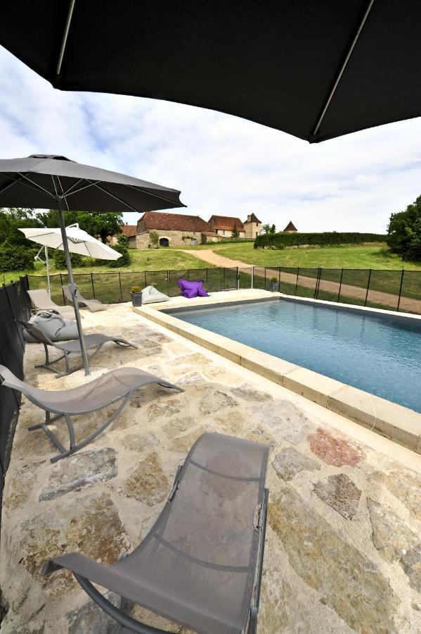 Gite 8 Pers Du Chateau De Cantecor Alvignac Oda fotoğraf
